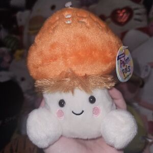 NWT Fabian The Fluffy Mushroom 🍄‍🟫 Palm Pals 5" Whimsical